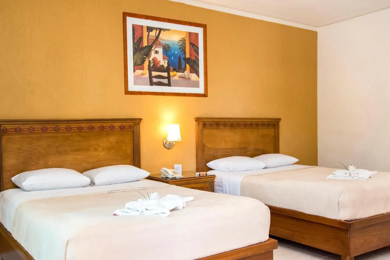 Tecnohotel Merida Norte 3*,